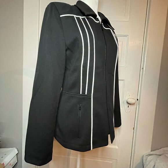 bebeāZipāUpĀ Jacketāw/āFunctionalāPockets - Picture 5 of 10